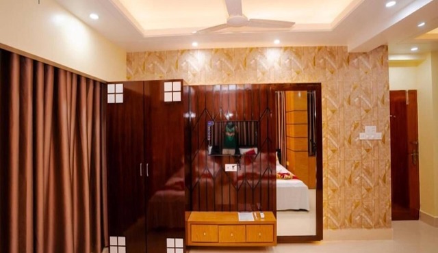 Adarsha Palace Hotel