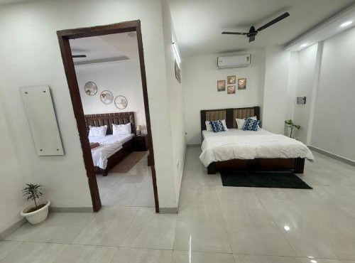 Affordable Stay in Oxford Street Near Chandigarh