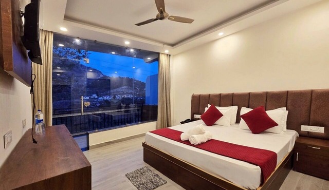 Aghor Guest House