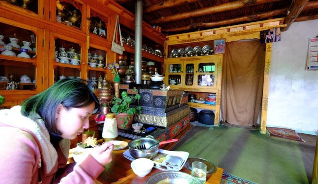 Alchi View Denmo House