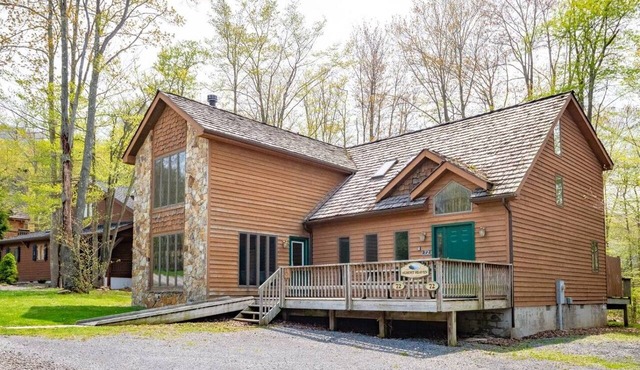 Almost Heaven - 72 Brookside Road Almost Heaven - Hot Tub, Fireplace, Handicap Accessible, Pet Friendly in Davis