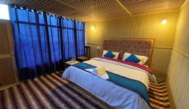 Alpine Cottage Pangong