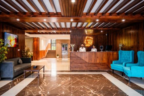 Alt life Luxe - Himalayan Crown - Upper Bhagsu Mcleodganj