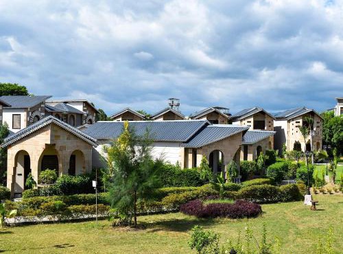 Amaris Greens Resort