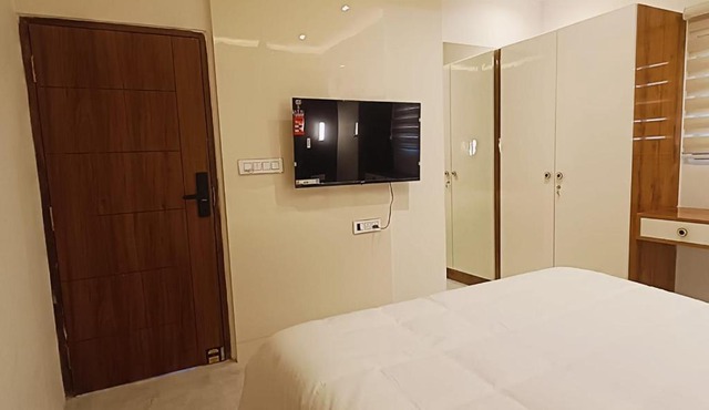 Amstay Inn