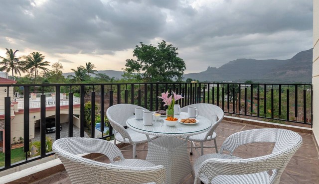 Ansh Villa Luxury 4-BHK Pet-friendly