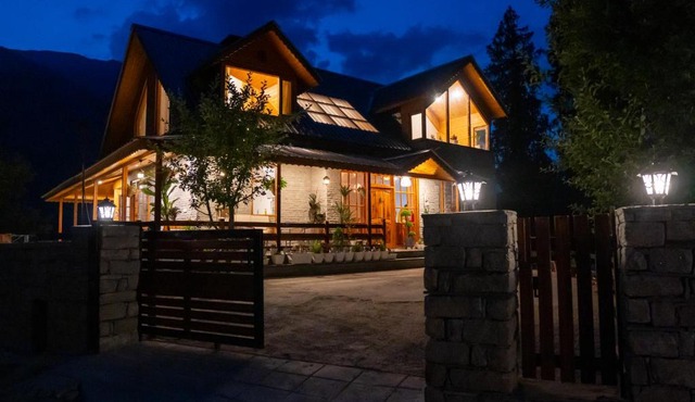 Banphool by Qasr Keys 5BHK Luxury Mountain Home