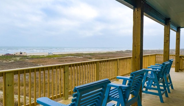 BEACHFRONT on 1 acre lot with incredible beach and bay views. in Freeport