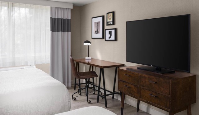 Best Western Premier Plainview-Long Island Hotel in Plainview