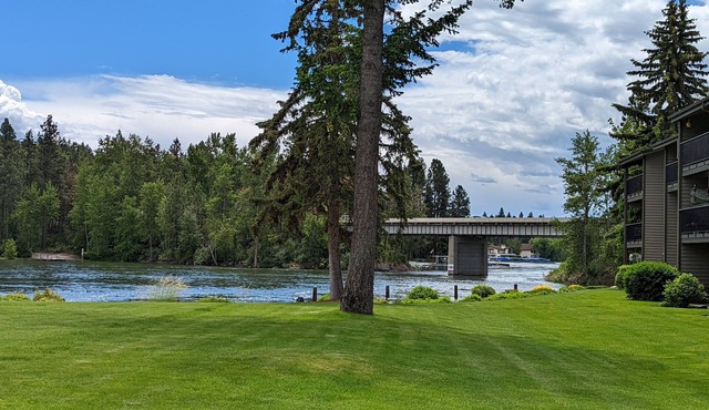 Bigfork Water View Studio Condo in Bigfork