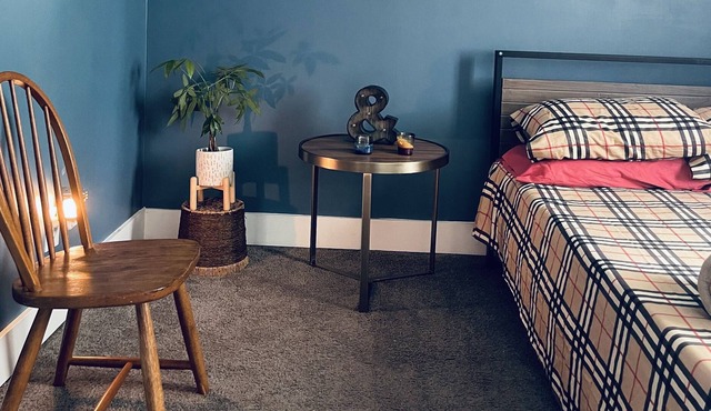 Blue Hideaway in Dover