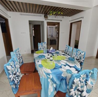 Bosila Mohammadpur 3BR 1800 sq new flat with AC