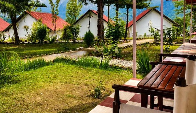 Chardham Resort Guptakashi
