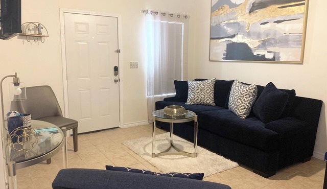 Charming 2-bedroom apartment a stone’s’ throw away from best casino in Texas. in Eagle Pass