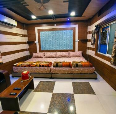 Chirag Guest House