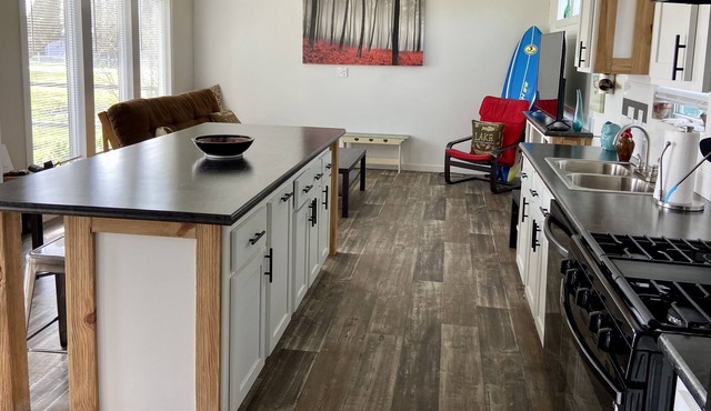 Comfortable 2 Bed/1 Bath Unit with Bay View in Seadrift