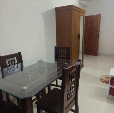 Couple Friendly Studio Apartment at Hajicamp near Airport