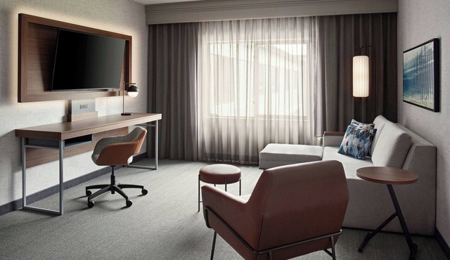 Courtyard by Marriott Hamilton in Hamilton