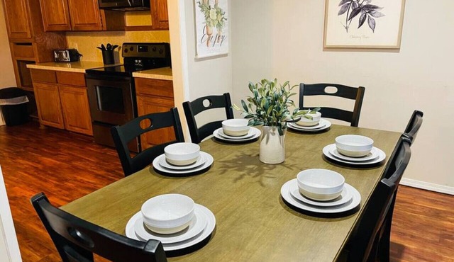 Cozy & Convenient Duplex: Free WIFI, washer/dryer in McAlester