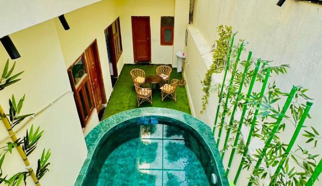 Cygnus Villa with Cocktail pool