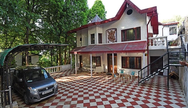 Dalhousie Luxury Villa