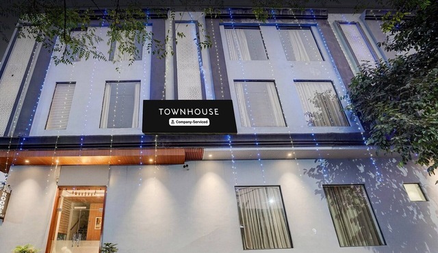 Deluxe Red Cross Amritsar Amar Villa