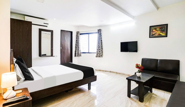 Deluxehotel O Nashik Near Vijay Mamta Theatre