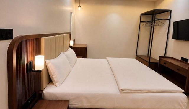Dev Kothi Luxury 1-Bedroom Retreat