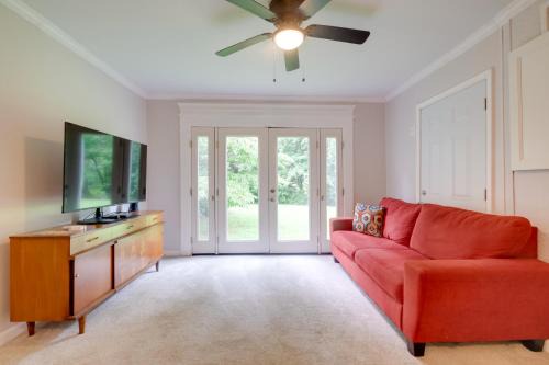 Dock Access: Waterfront Studio in Colonial Beach! in Colonial Beach