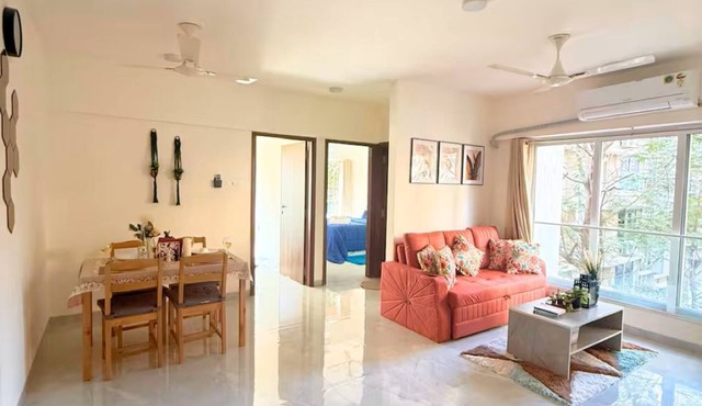 Earthen Escape 2BHK near BKC Jio Gym Access