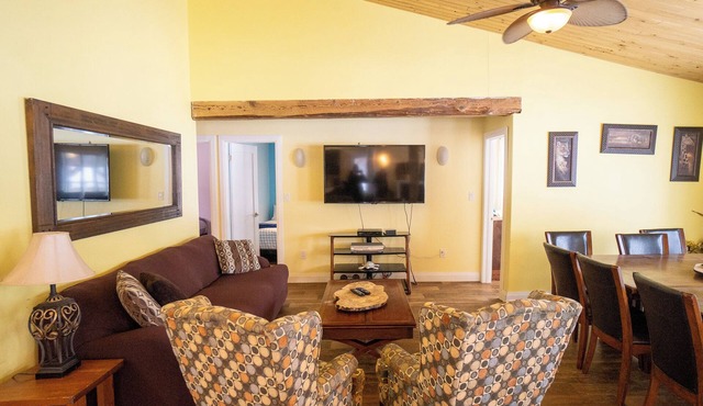 Echo Beach Cottage Resort in Magnetawan