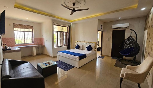 Elegance Resort