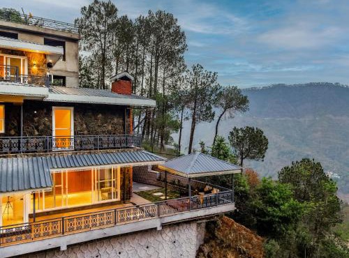 ELIVAAS Bask and Blessings Meadows 3-BHK Pet-Friendly Villa With Shared Jacuzzi, Spa, Garden And Gazebo