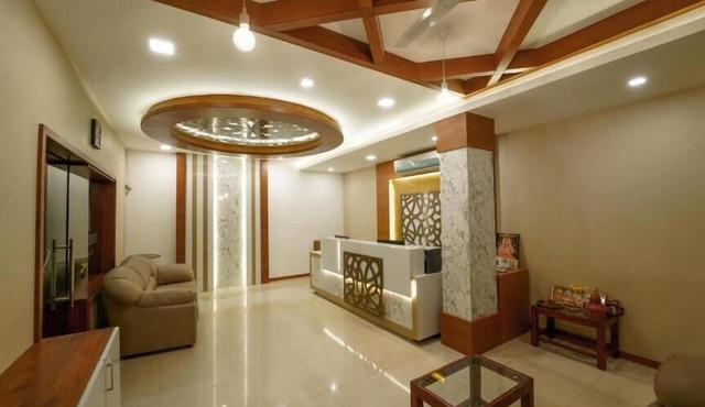 Everest Park Residency
