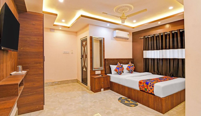 Fabhotel Bn Palace