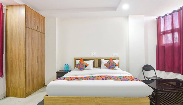 Fabhotel Grand
