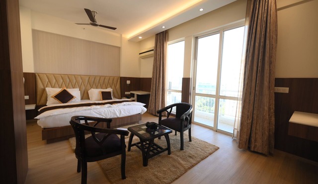 Fairvacanze Inns & Suites Lucknow