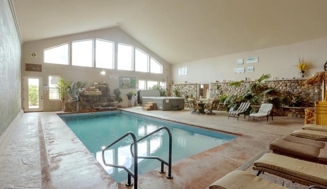 Flawless Durango Home w/Theater + Pool Table in Durango