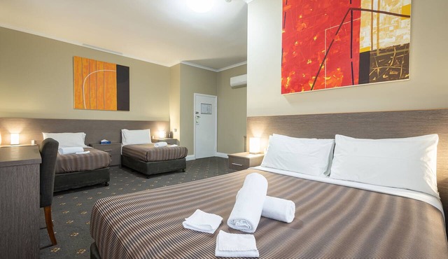 Formby Hotel in Devonport