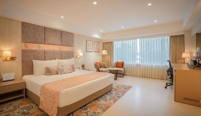 Grand Mercure Vadodara Surya Palace Hotel