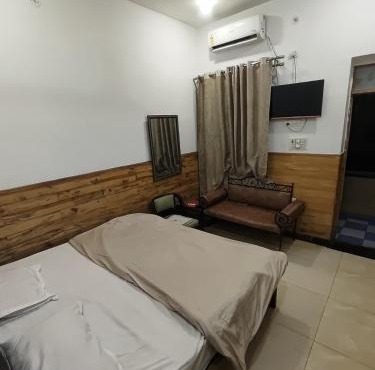 Gulmarg Guest House
