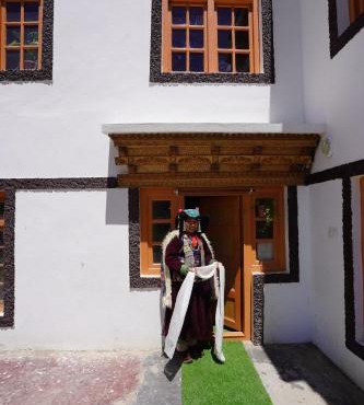 Guru view Home stay