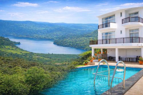 HEMGIRI - Private Pool Villa Mulshi