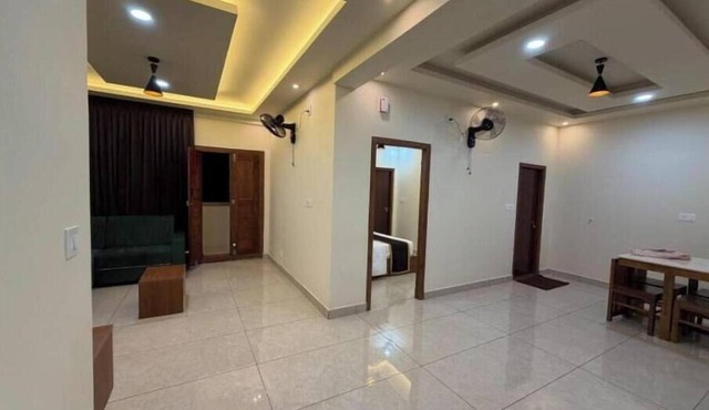 Hide Away: Two-Bedroom Deluxe Apartment