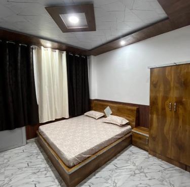 Hill Nest Home Stay