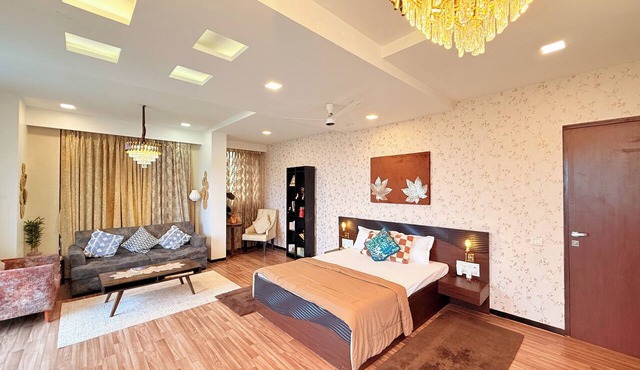 Hilltop Hideaway Spacez 4BHK Pool Villa in Mumbai