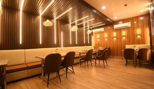 Hotel Adhunik