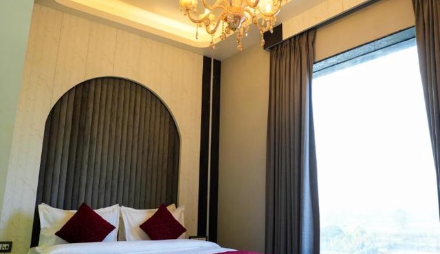 Hotel Adsan Heights