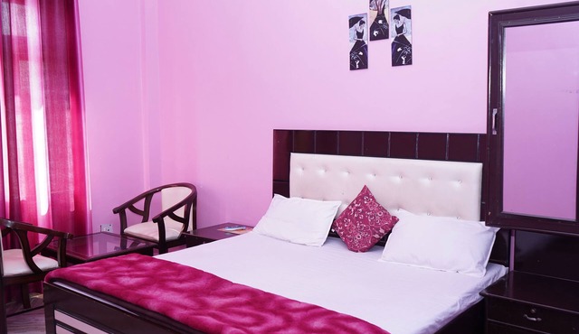Hotel Apoorva