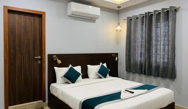 Hotel At Home Darbar Near Nexus Mall Kukatpally